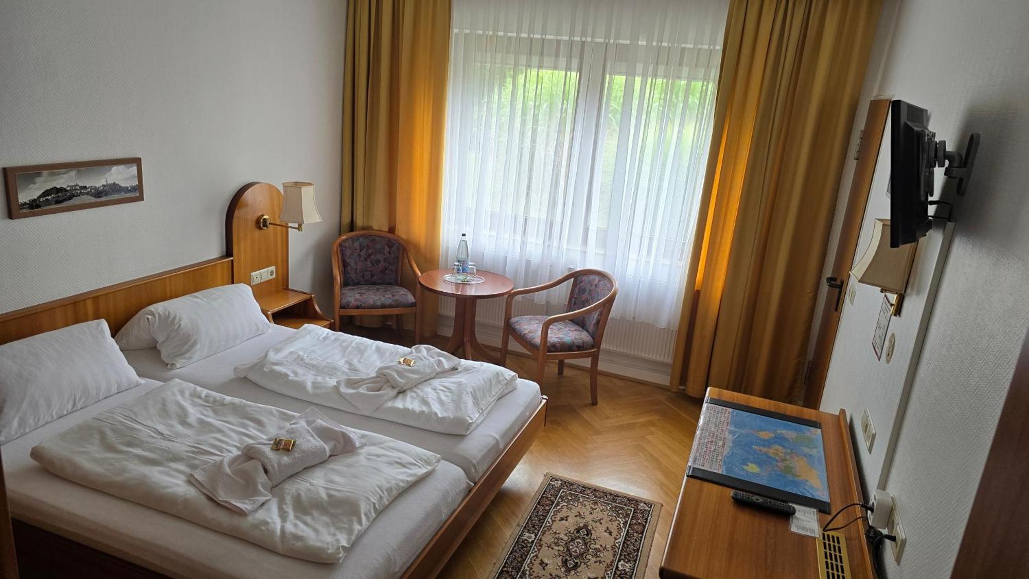 אוגוסטוסבורג Hotel Morgensonne מראה חיצוני תמונה